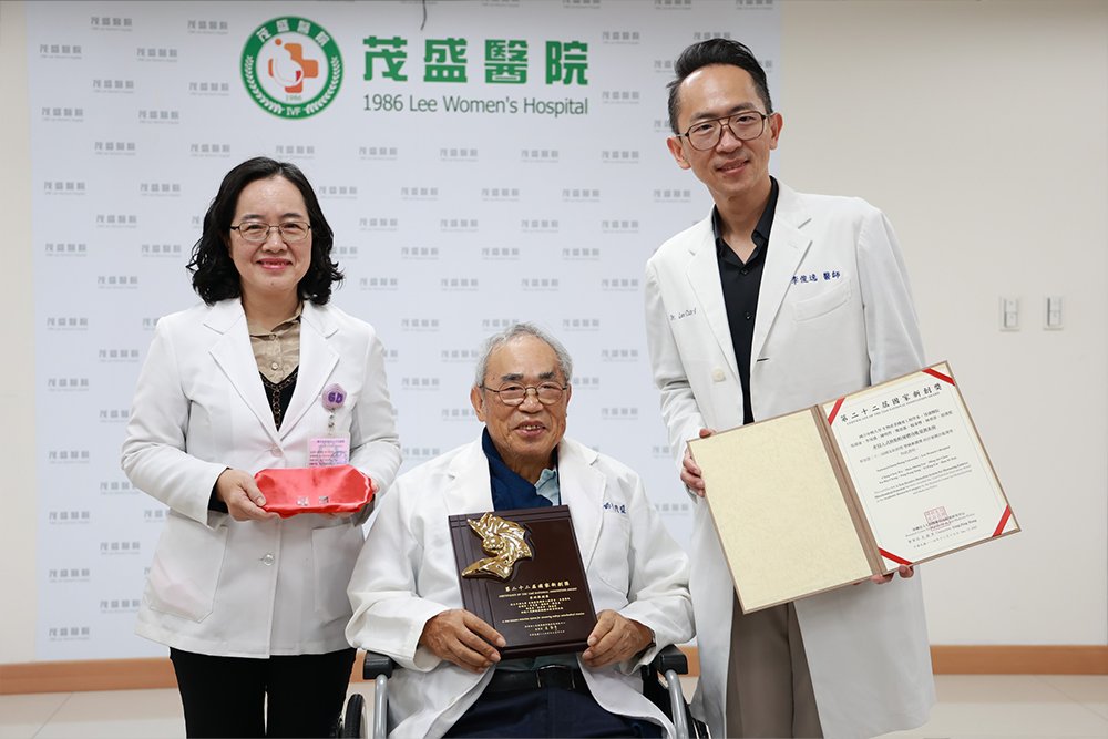 the 22nd National Innovation Award：Lee Women’s Hospital and National Chung Hsing University have jointly developed a Non-Invasive Embryo Mitochondrial Function Assessment System that evaluates embryo quality through respiratory activity monitoring
